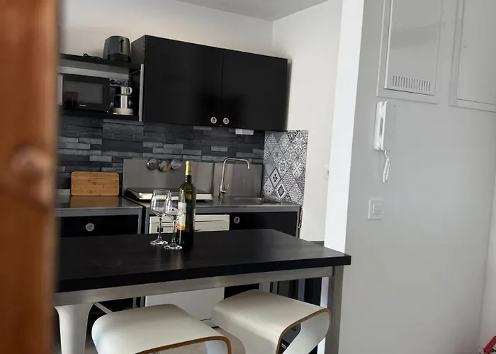 Apartment Mali Nin